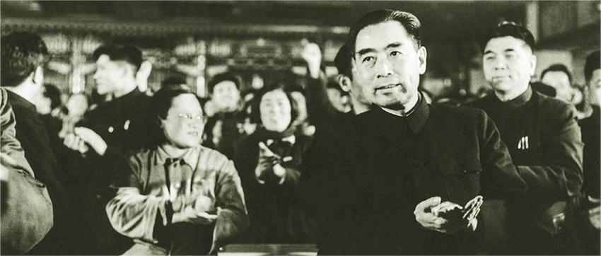 周总理唯一的儿子，却隐瞒真实身份40多年，直到总理去世