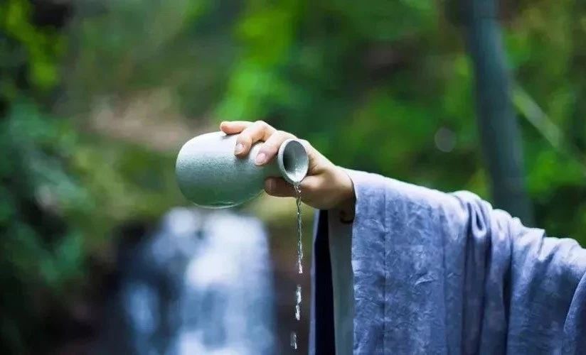 春光无限好，不如喝一场！