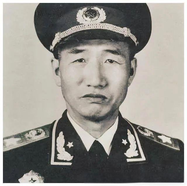 徐向前元帅诞辰纪念日（1901年11月8日—1990年9月21日）