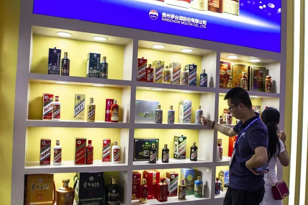 经销商是怎么卖酒的呢？通常分为四个渠道一个核心