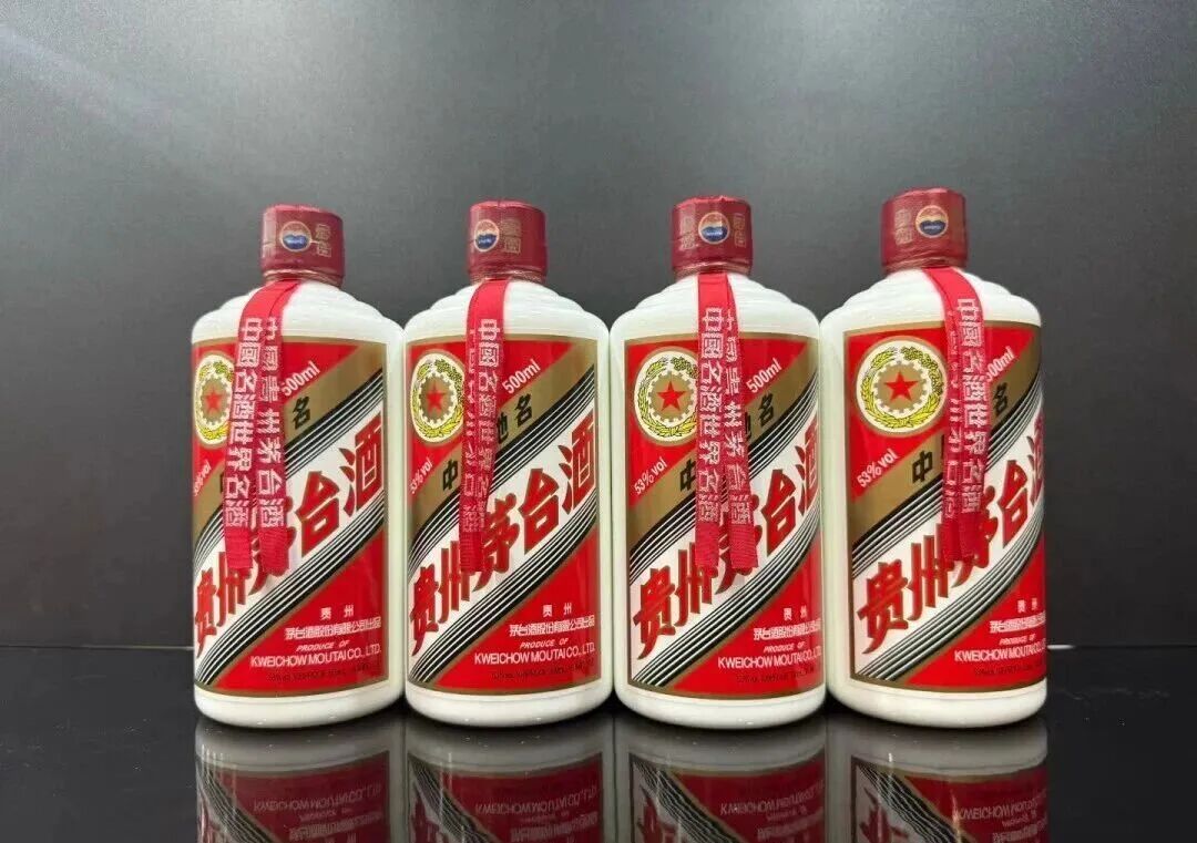 白酒变天:一年蒸发800亿,茅台也扛不住了?但,白酒依然是个好行业(图4) 白酒变天:一年蒸发800亿,茅台也扛不住了?但,白酒依然是个好行业(图4)