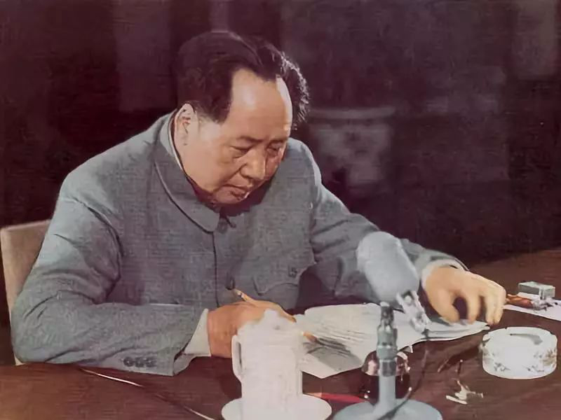 徐中远：新中国成立后毛泽东对《二十四史》的研读和批注