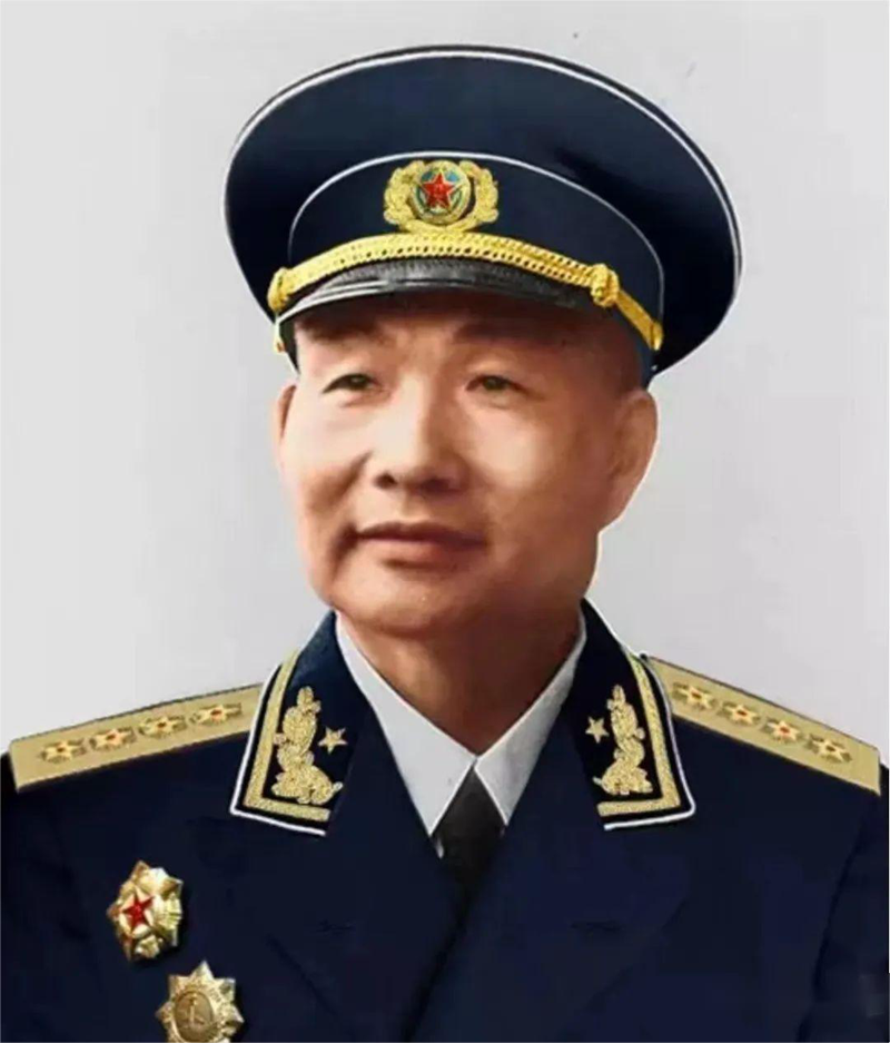 萧劲光是位“文艺范儿将军”
