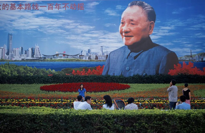 邓小平诞辰119周年：一位伟大的俗人