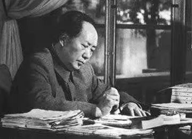 毛泽东主席，为什么被称为“级别最高的记者”？
