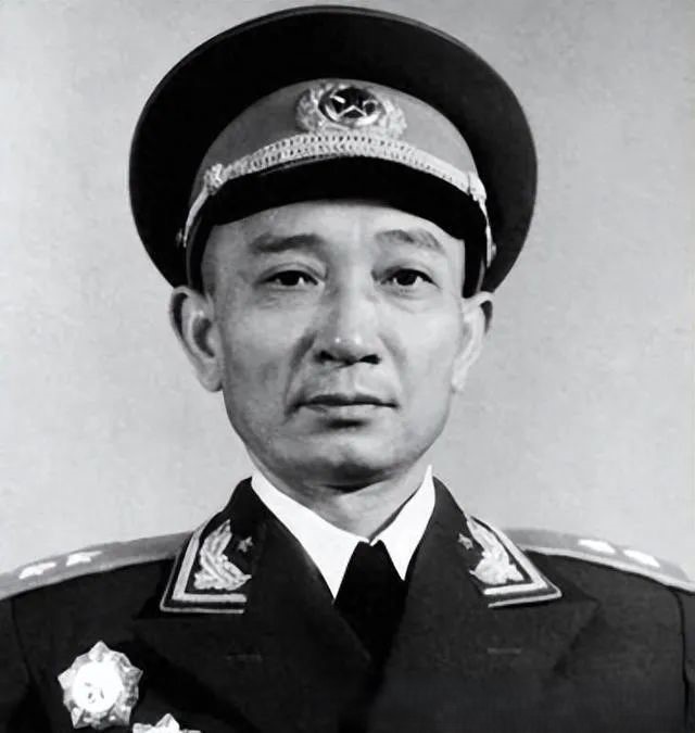 强渡大渡河胜利89周年（1935年5月24日，）18勇士，55年全军授衔，级别最高的一位是什么军衔？